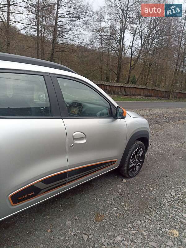 Позашляховик / Кросовер Dacia Spring 2021 в Мукачевому