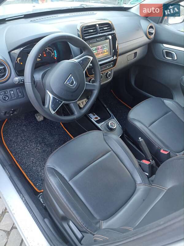 Позашляховик / Кросовер Dacia Spring 2021 в Мукачевому