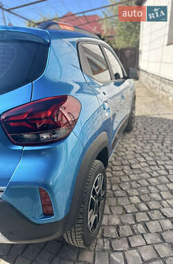 Внедорожник / Кроссовер Dacia Spring 2022 в 