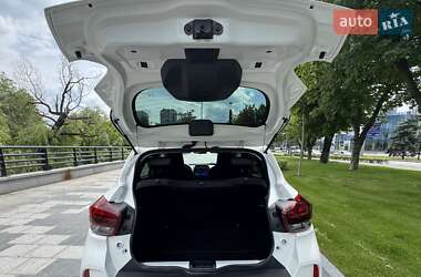 Внедорожник / Кроссовер Dacia Spring 2022 в 