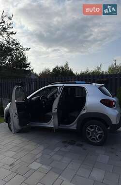 Внедорожник / Кроссовер Dacia Spring 2020 в 
