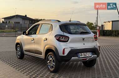 Позашляховик / Кросовер Dacia Spring 2021 в 