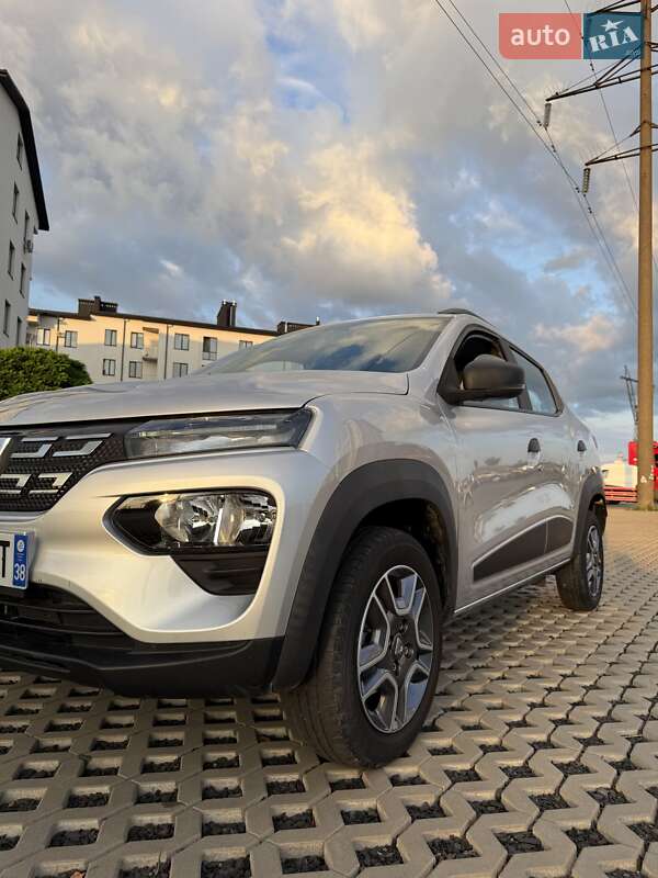 Позашляховик / Кросовер Dacia Spring 2021 в Луцьку