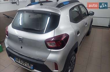 Внедорожник / Кроссовер Dacia Spring 2022 в 