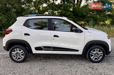 Внедорожник / Кроссовер Dacia Spring 2021 в 