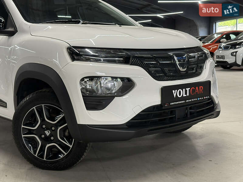 Внедорожник / Кроссовер Dacia Spring 2022 в Владимире