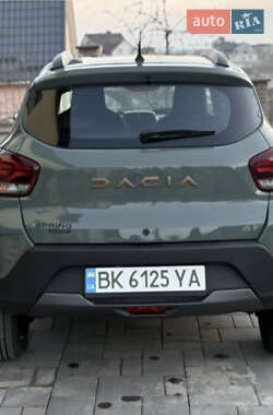 Внедорожник / Кроссовер Dacia Spring 2023 в 