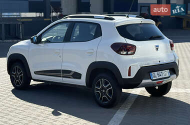 Позашляховик / Кросовер Dacia Spring 2022 в 