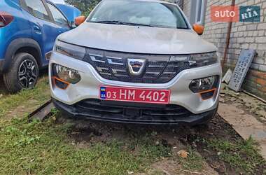 Позашляховик / Кросовер Dacia Spring 2021 в 