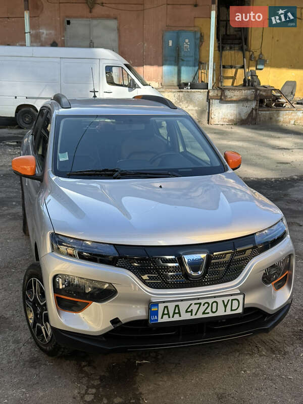Dacia Spring 2022