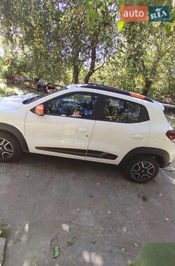 Позашляховик / Кросовер Dacia Spring 2021 в 