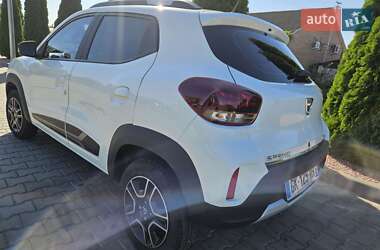 Позашляховик / Кросовер Dacia Spring 2022 в 