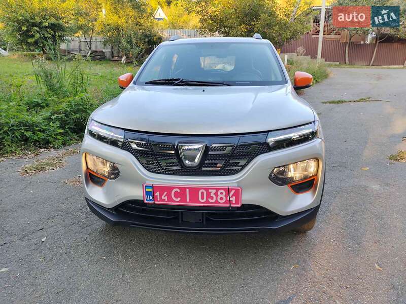 Позашляховик / Кросовер Dacia Spring 2022 в Києві