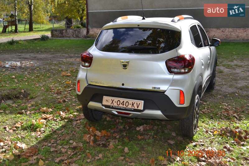 Внедорожник / Кроссовер Dacia Spring 2022 в Глыбокой