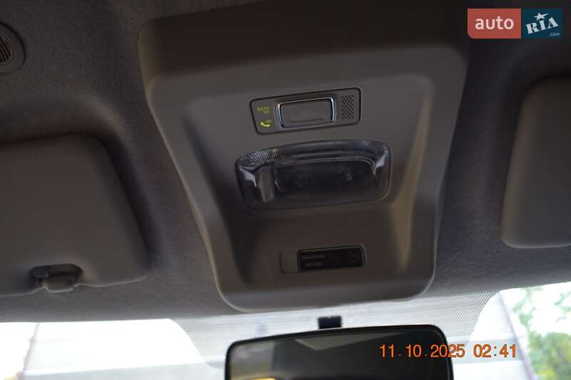 Внедорожник / Кроссовер Dacia Spring 2022 в Глыбокой