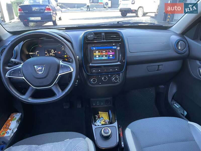 Внедорожник / Кроссовер Dacia Spring 2022 в Рожнове