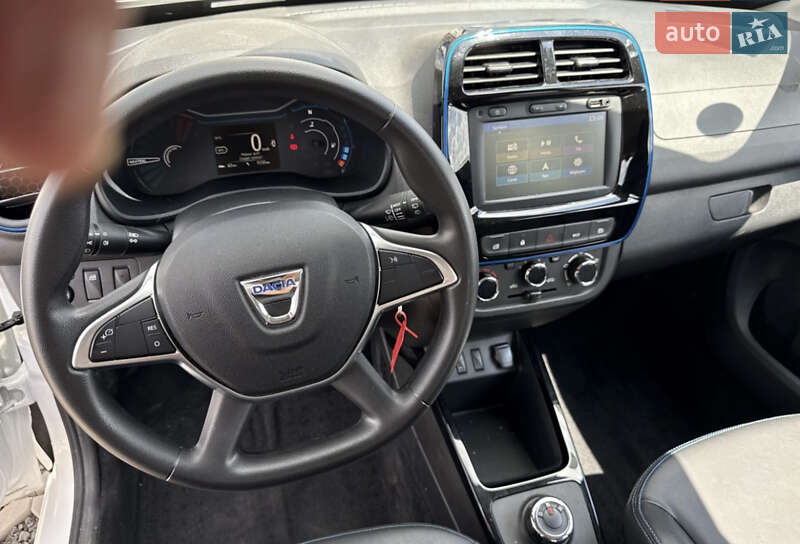 Внедорожник / Кроссовер Dacia Spring 2020 в Киеве