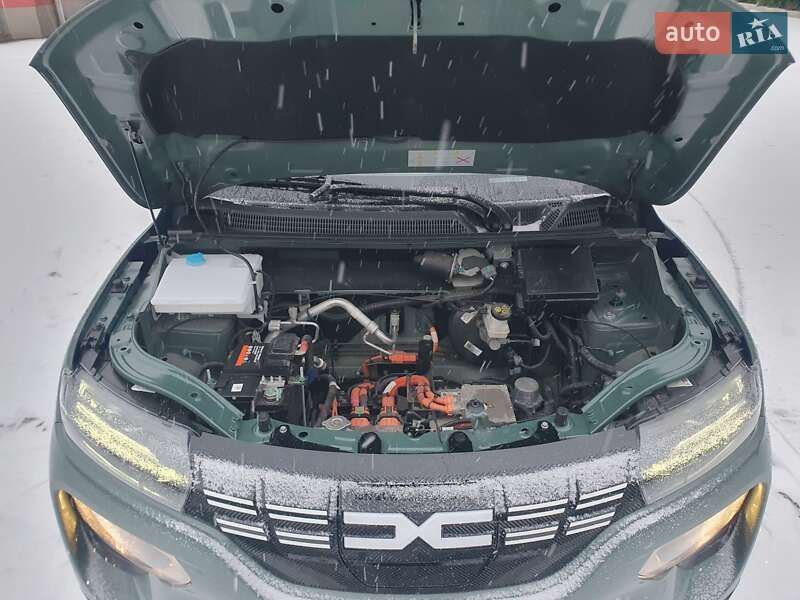 Позашляховик / Кросовер Dacia Spring 2023 в Києві