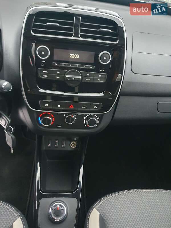 Позашляховик / Кросовер Dacia Spring 2023 в Києві