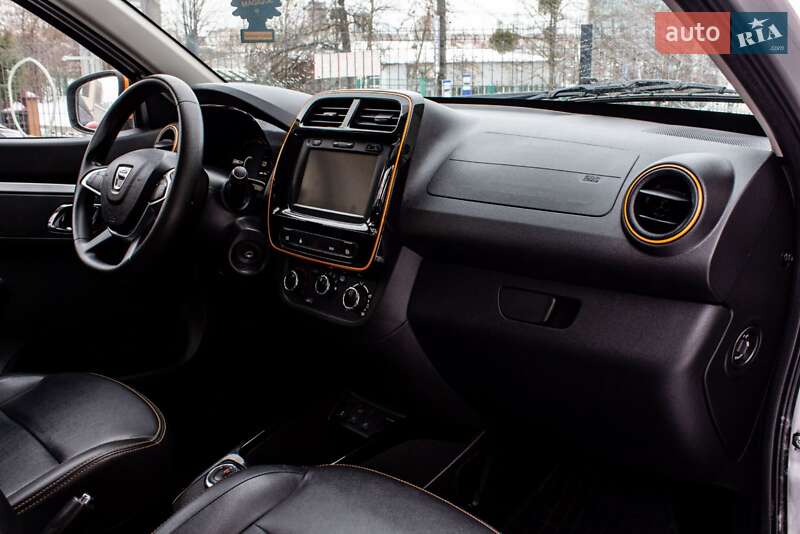 Внедорожник / Кроссовер Dacia Spring 2020 в Львове