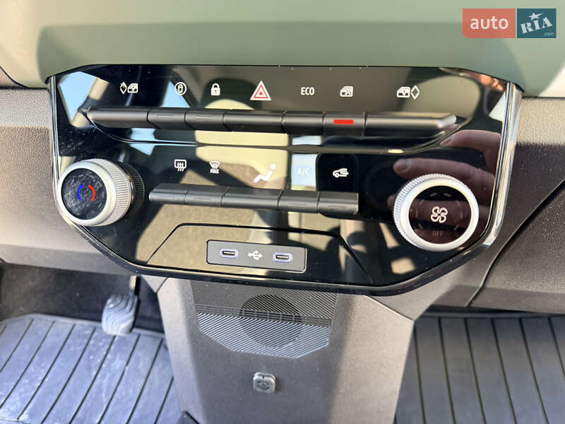 Позашляховик / Кросовер Dacia Spring 2024 в Львові