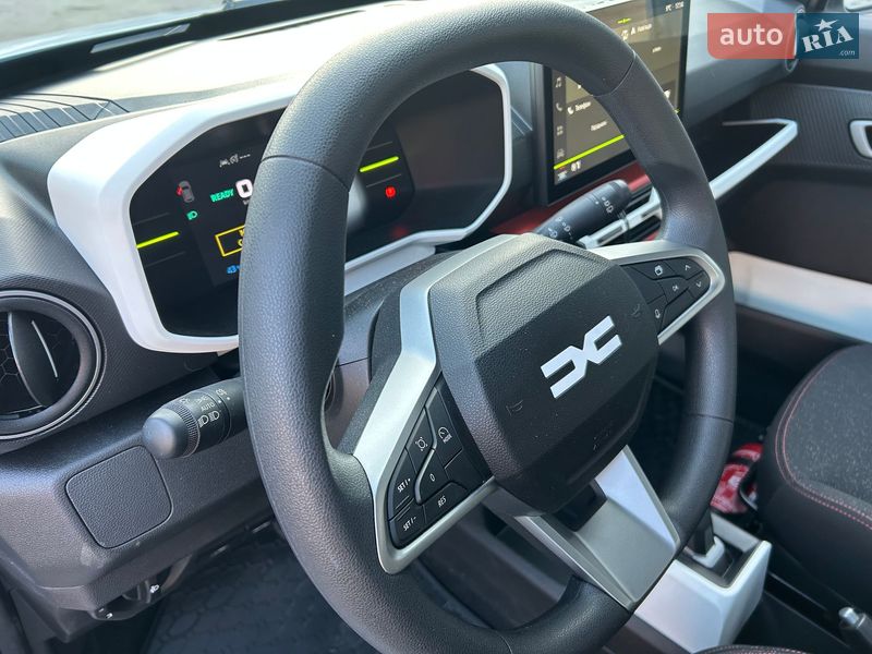 Внедорожник / Кроссовер Dacia Spring 2024 в Ровно