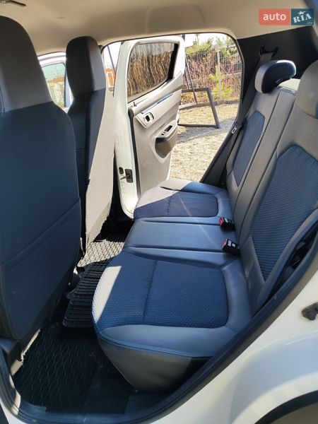 Внедорожник / Кроссовер Dacia Spring 2022 в Самборе