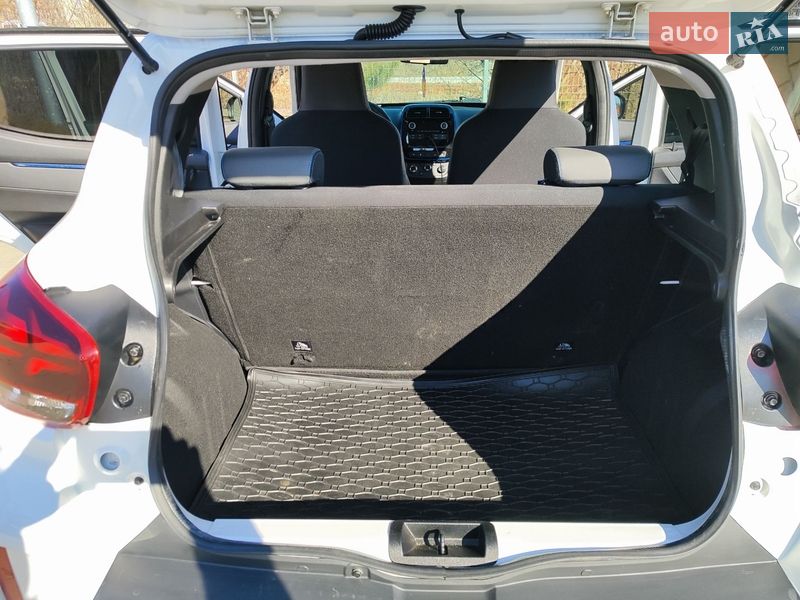 Внедорожник / Кроссовер Dacia Spring 2022 в Самборе