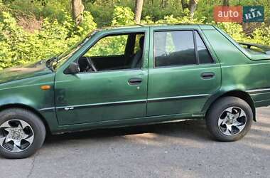 Седан Dacia SuperNova 2003 в 