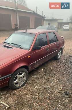 Седан Dacia SuperNova 2003 в Овруче