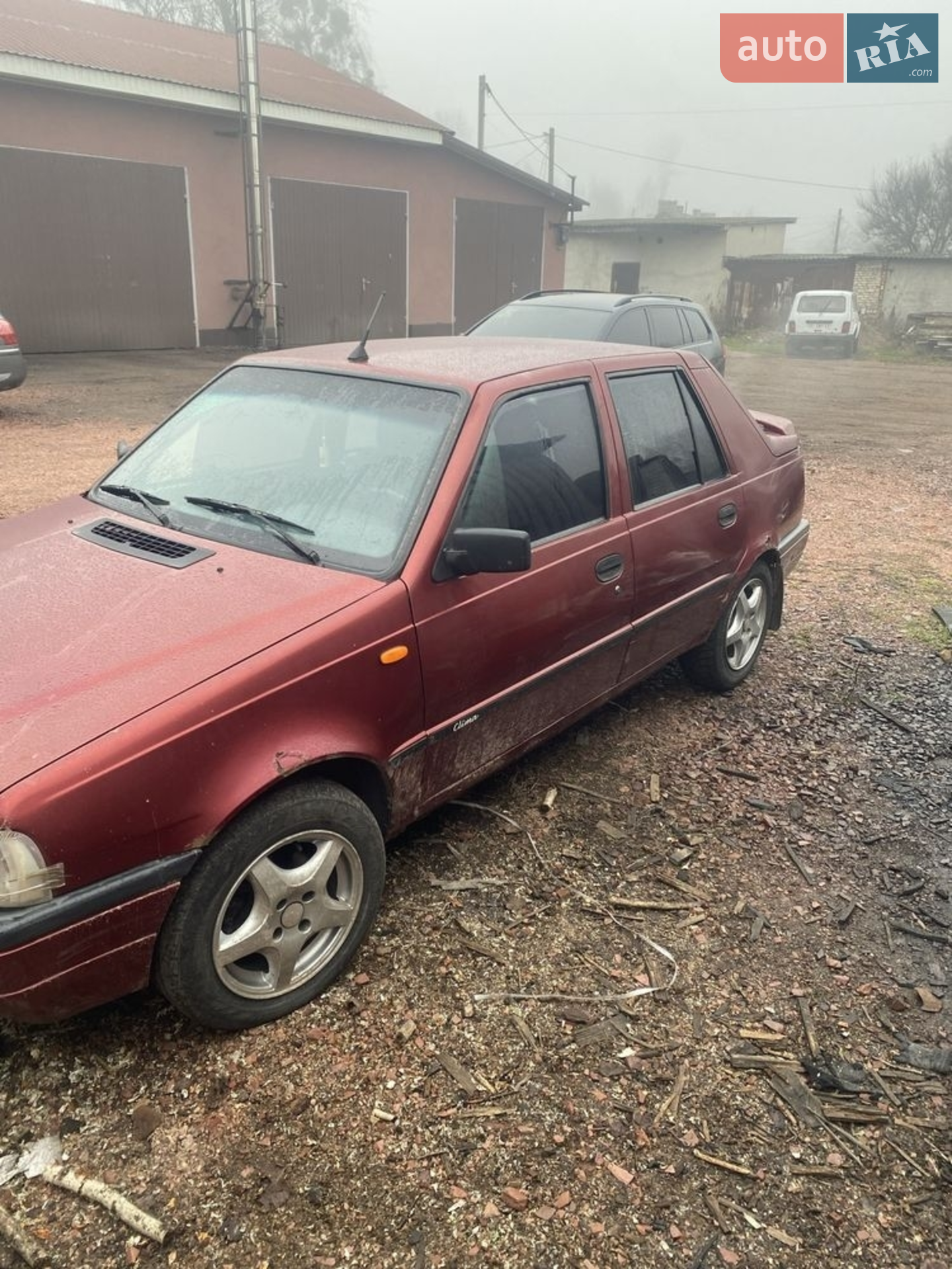 Dacia SuperNova 2003