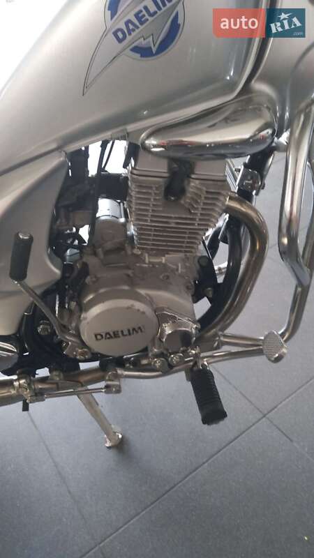 Мотоцикл Чоппер Daelim VS 1997 в Львове