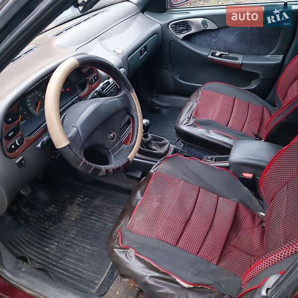 Седан Daewoo Espero 1997 в Запоріжжі