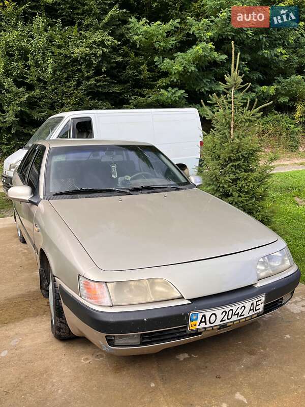 Седан Daewoo Espero 1995 в Хусте