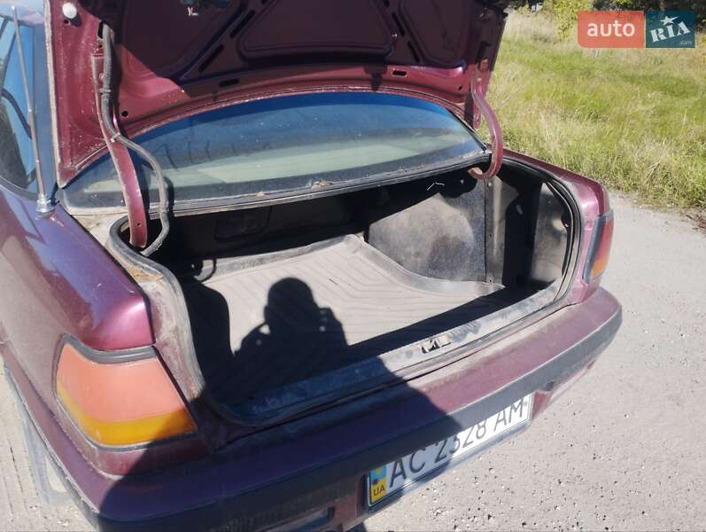 Седан Daewoo Espero 1997 в Тернополі