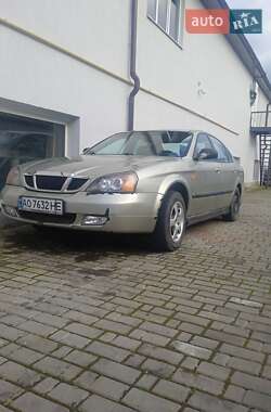 Седан Daewoo Evanda 2002 в Мукачевому