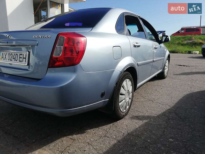 Седан Daewoo Gentra 2013 в Полтаве