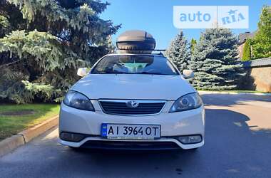 Седан Daewoo Gentra 2013 в Києві