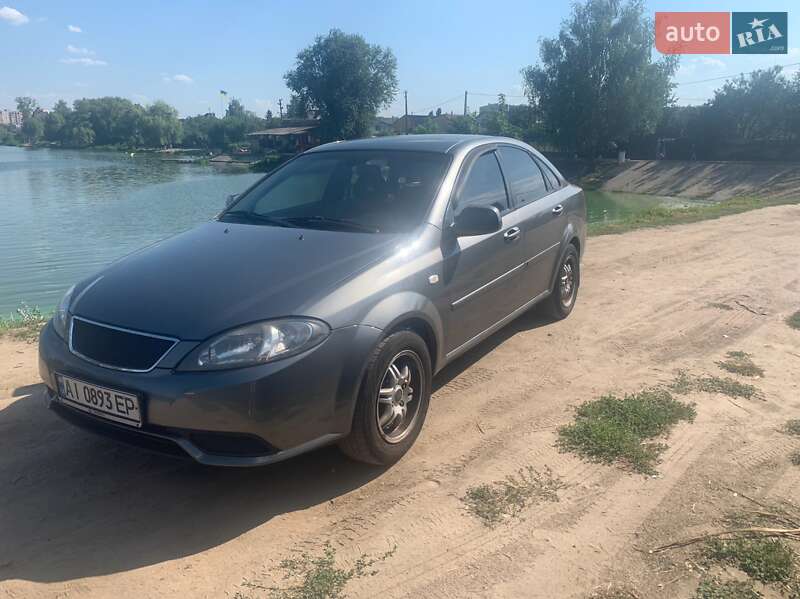 Седан Daewoo Gentra 2014 в Софиевской Борщаговке