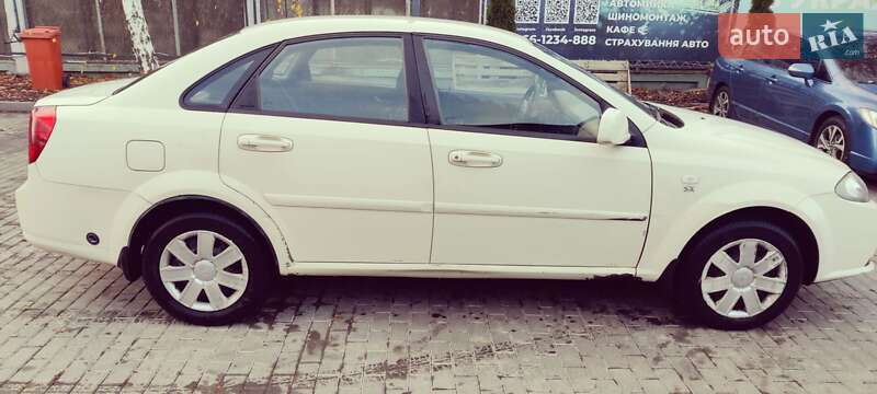 Седан Daewoo Gentra 2013 в Харькове