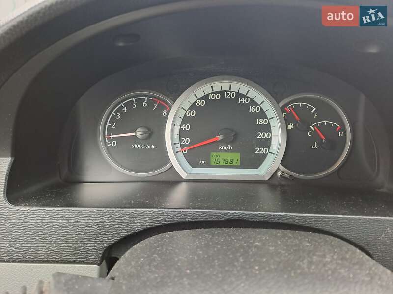 Седан Daewoo Gentra 2013 в Виннице