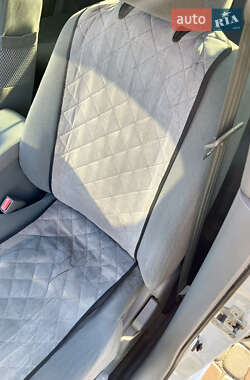 Седан Daewoo Gentra 2013 в 