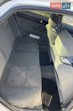 Седан Daewoo Gentra 2013 в 
