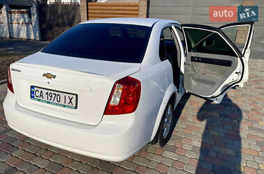 Седан Daewoo Gentra 2013 в 