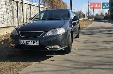 Седан Daewoo Gentra 2013 в 