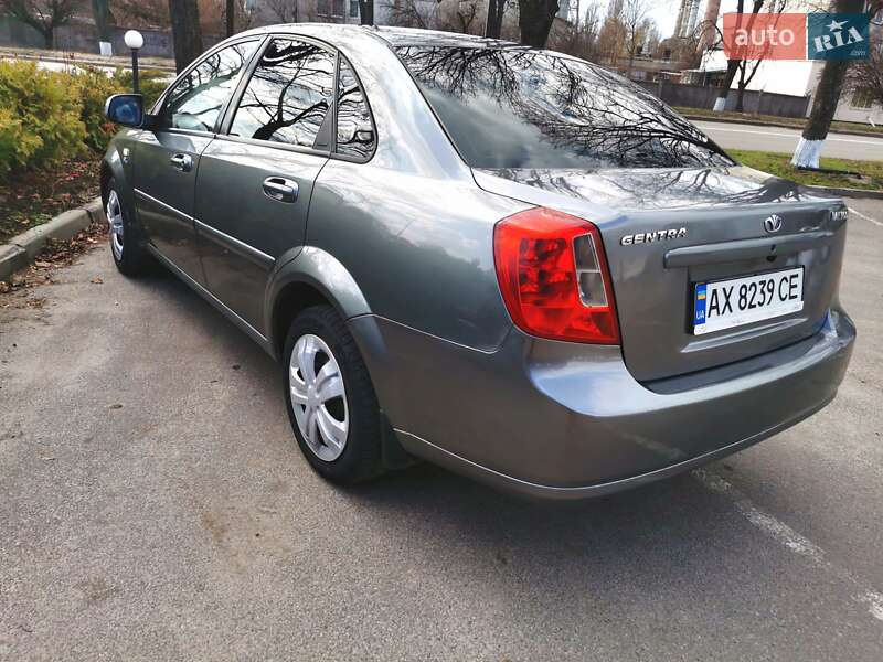 Седан Daewoo Gentra 2013 в Харькове