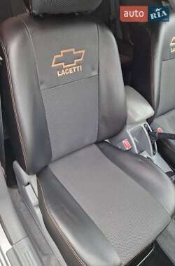 Седан Daewoo Gentra 2013 в 
