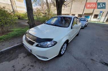 Седан Daewoo Gentra 2014 в 