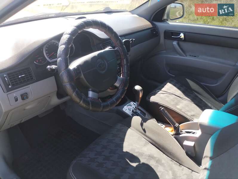 Седан Daewoo Gentra 2014 в Николаеве