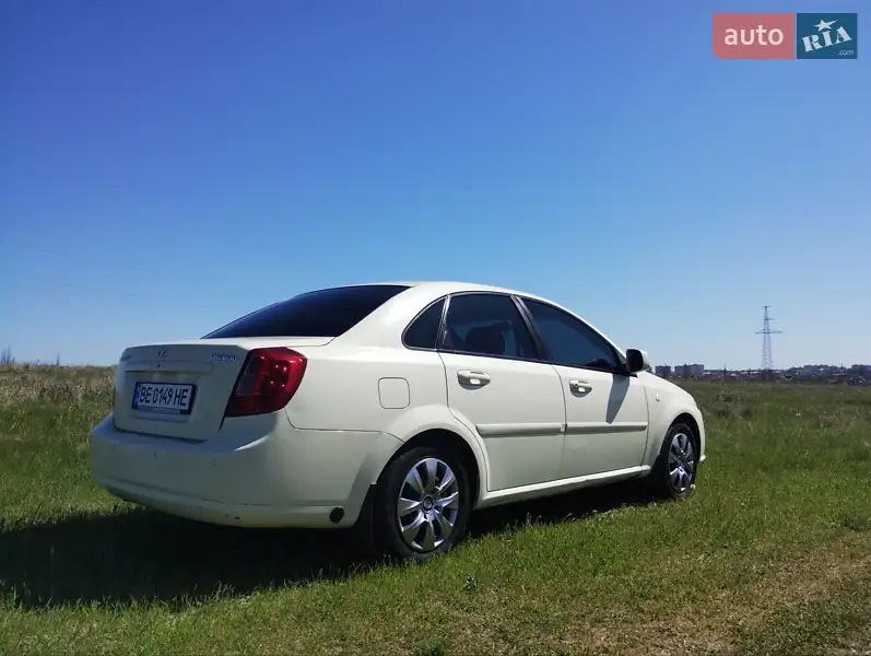 Daewoo Gentra 2014